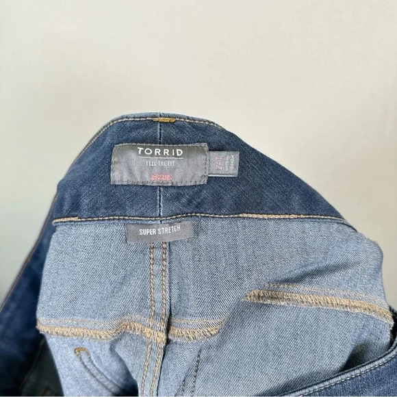 Torrid Womens Size 24T Super Stretch Jeggings WomensShort High Rise Jeans Denim - Picture 11 of 16